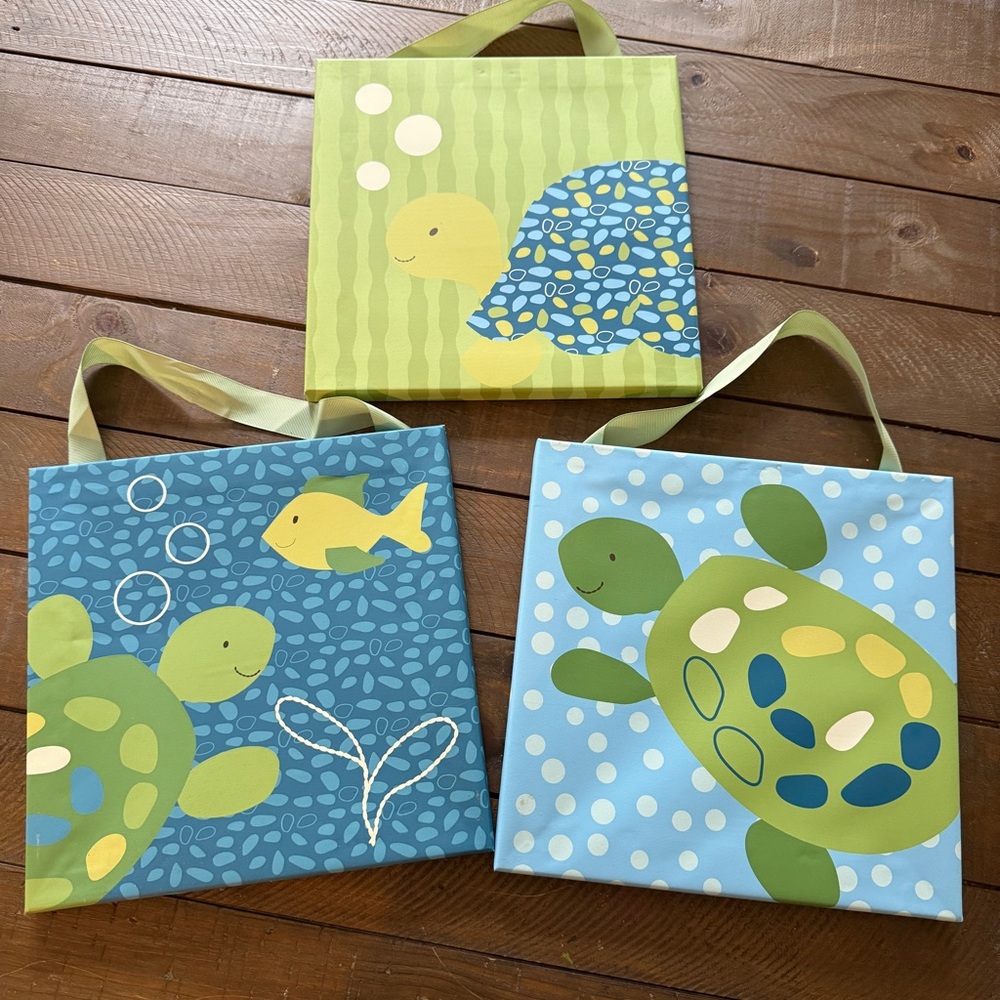 Target Kids Turtle Canvas Wall Hangings - Green and Blue